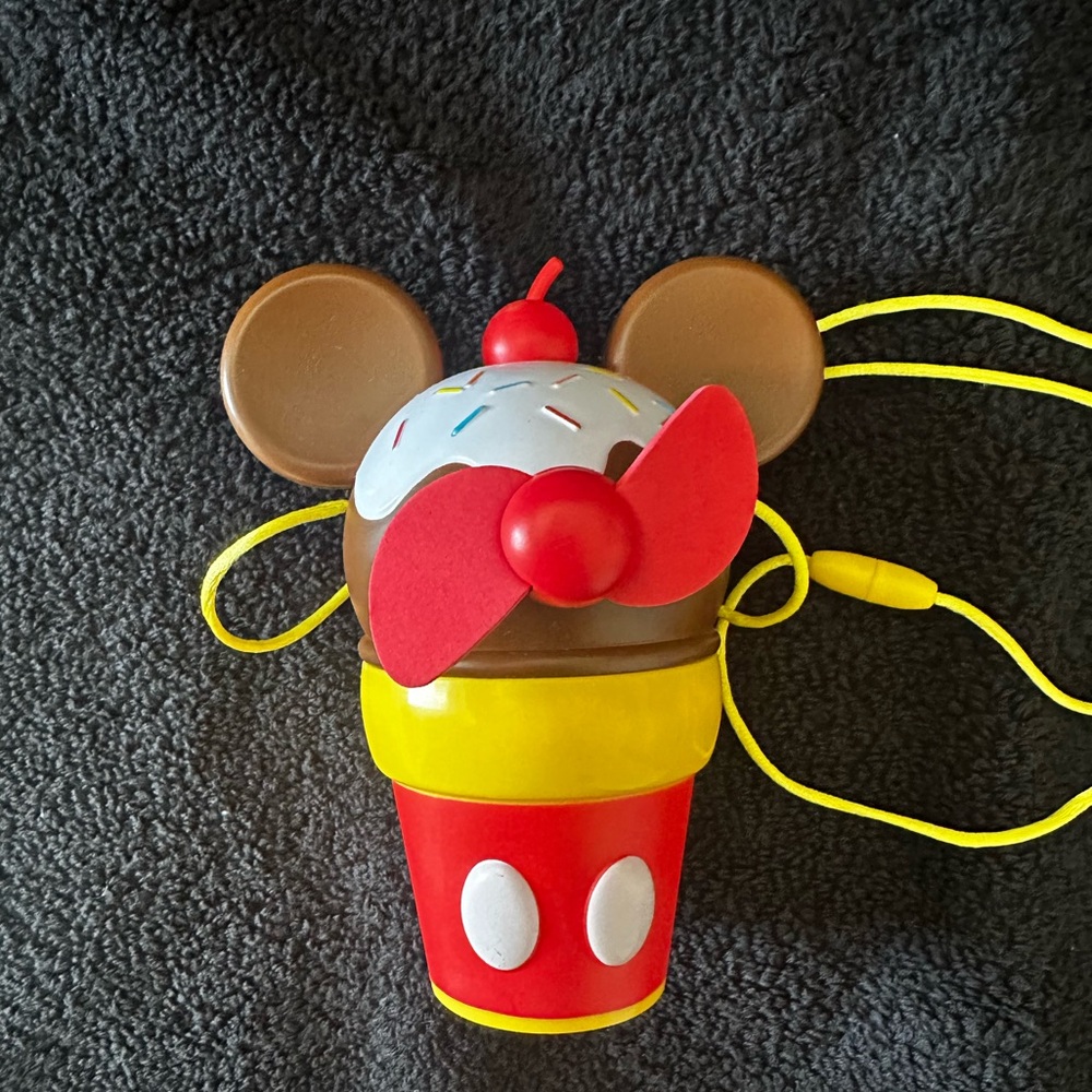 Disney Parks Mickey Mouse Portable/Necklace Ice Cream Cooling Fan with Lanyard.